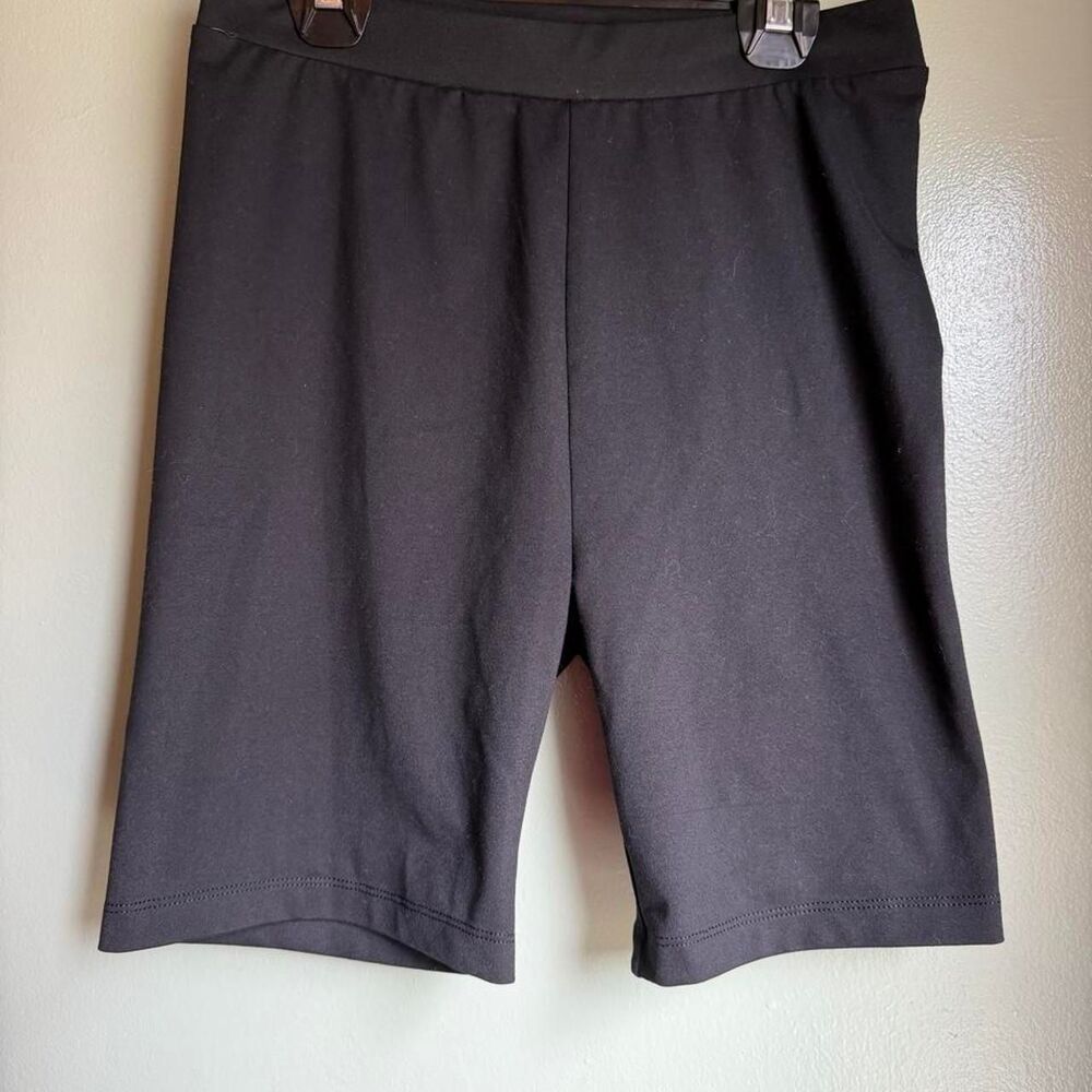American-eagle Women's Black and Grey Shorts